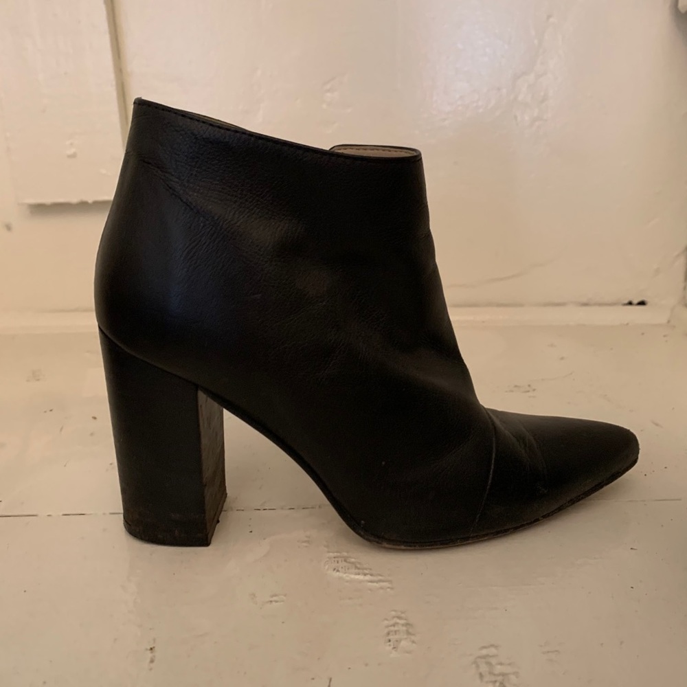 Zara zip up ankle boot